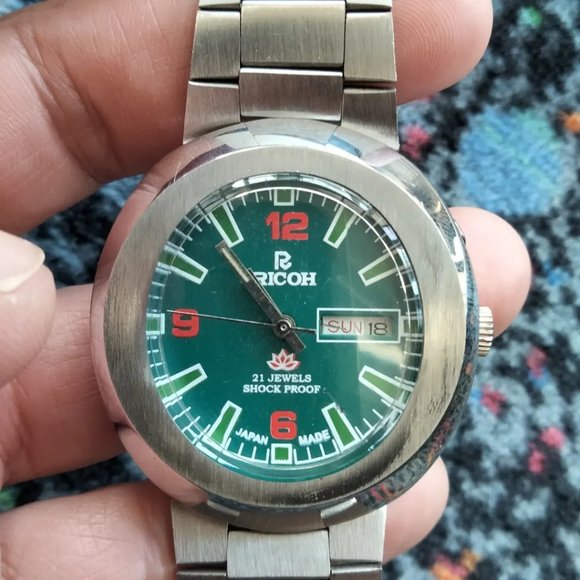 Vintage Ricoh Japan-made watch - Picture 2 of 3